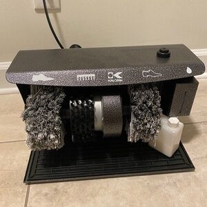 Kalorik Electric Shoe Polisher in Black and Gray